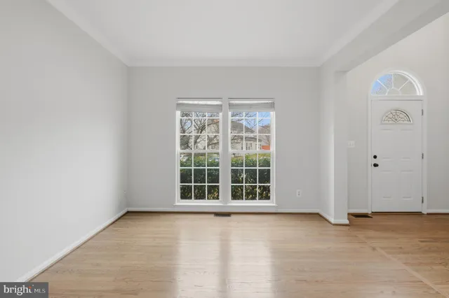 $3,950 | 13217 Kinnicutt Drive, Woodbridge, VA 22192