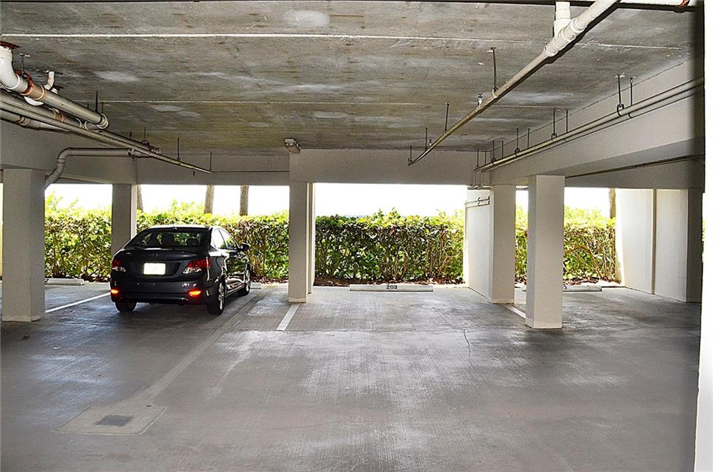 20 Northeast Plantation Road, Unit 203 Stuart, FL 34996 - Photo 32 of 33 Gallery Image 32