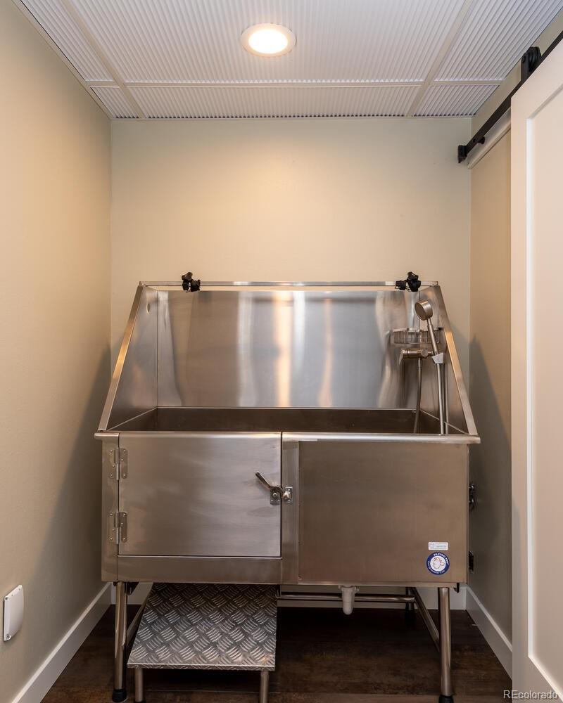 3828 Cloverleaf Drive Boulder, CO 80304 - Photo 25 of 40 a close view of kitchen sink