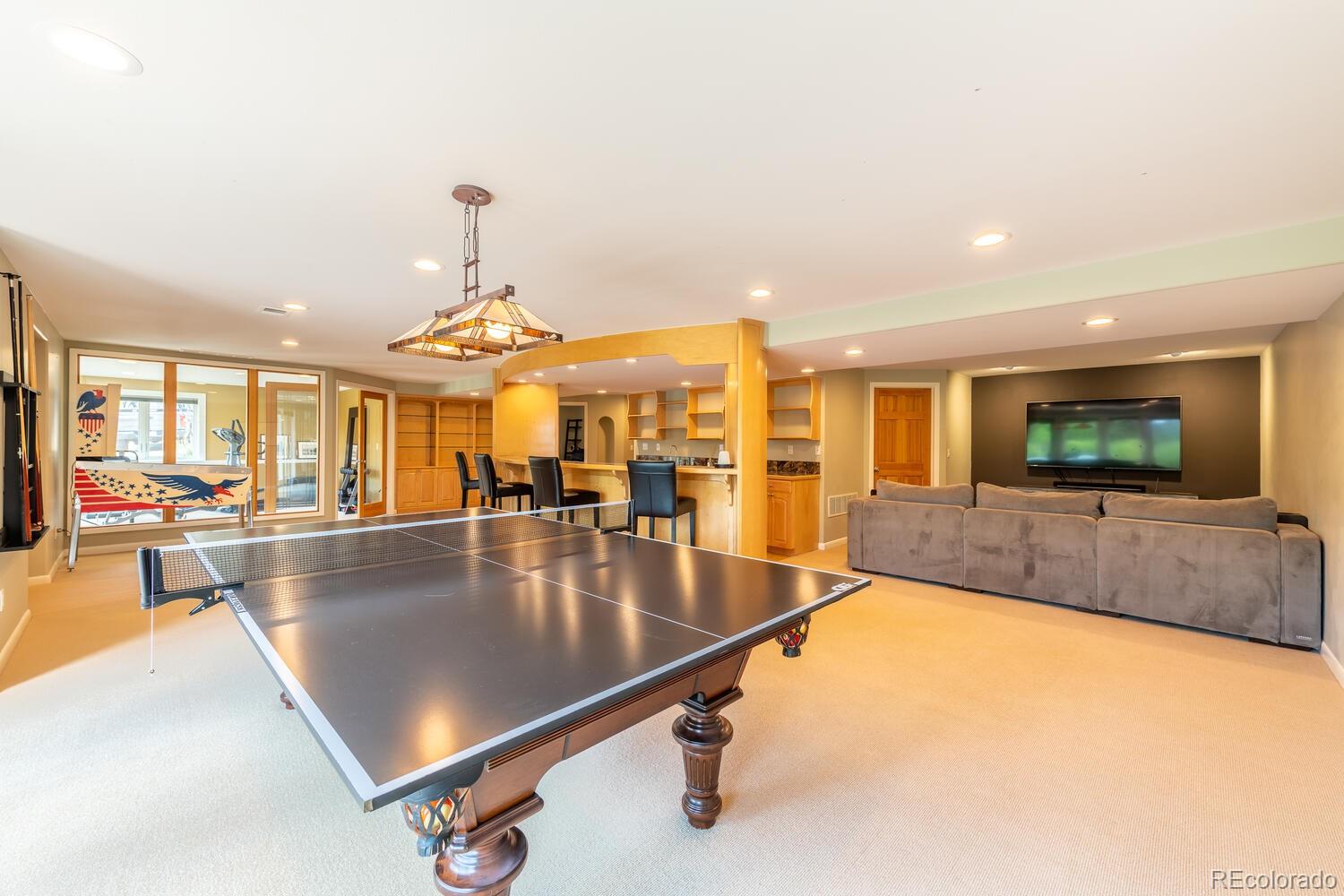 3828 Cloverleaf Drive Boulder, CO 80304 - Photo 33 of 40 a lobby with a table and chairs