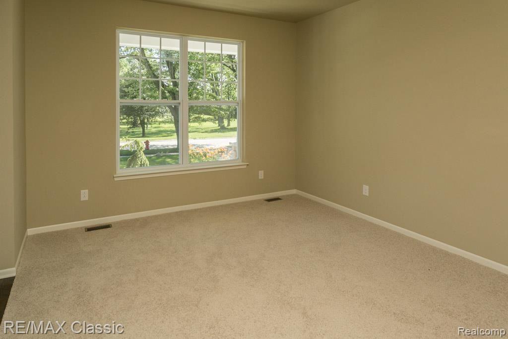3336 Starr Road Royal Oak, MI 48073 - Photo 2 of 29 3336StarrRd-4.jpg