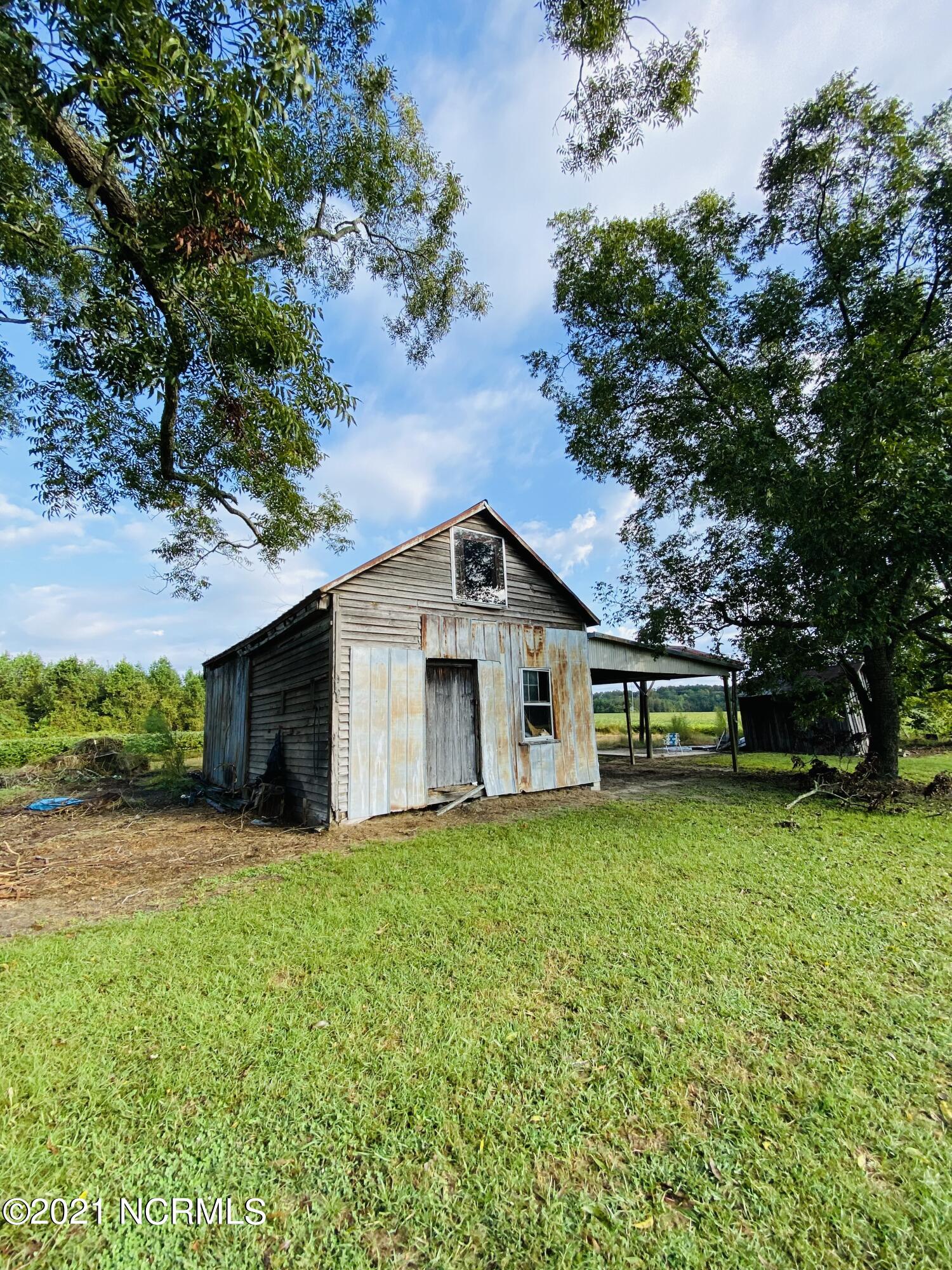 6298 Allen Gay Road Farmville, NC 27828 - Photo 22 of 29 IMG_2656