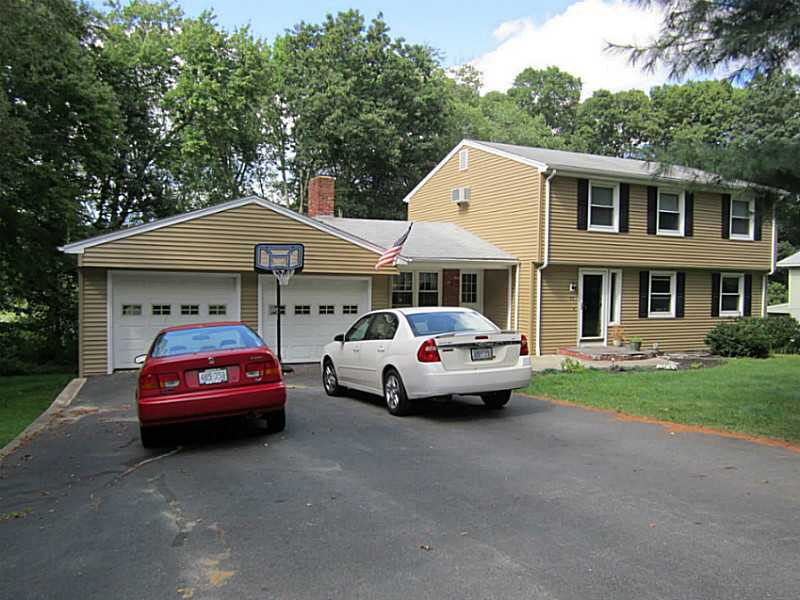 23 Hornbeam Road Coventry, RI 02816 - Photo 5 of 9 Exterior Front.