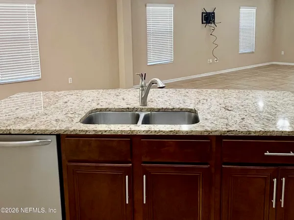 $2,100 | 12454 Itani Way, Jacksonville, FL 32226