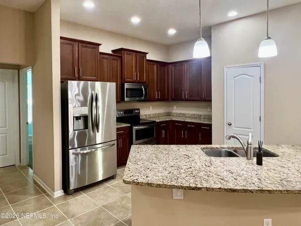 $2,100 | 12454 Itani Way, Jacksonville, FL 32226