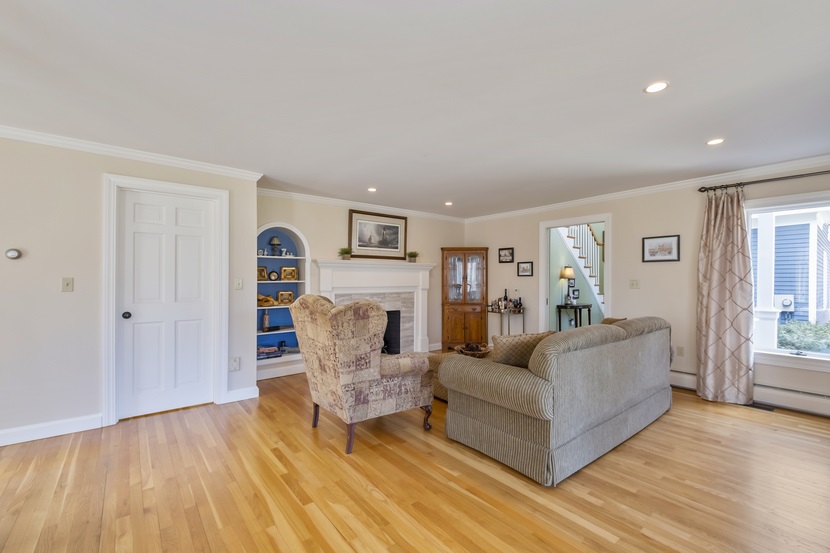 3 Treasure Way Atkinson, NH 03811 - Photo 5 of 38
