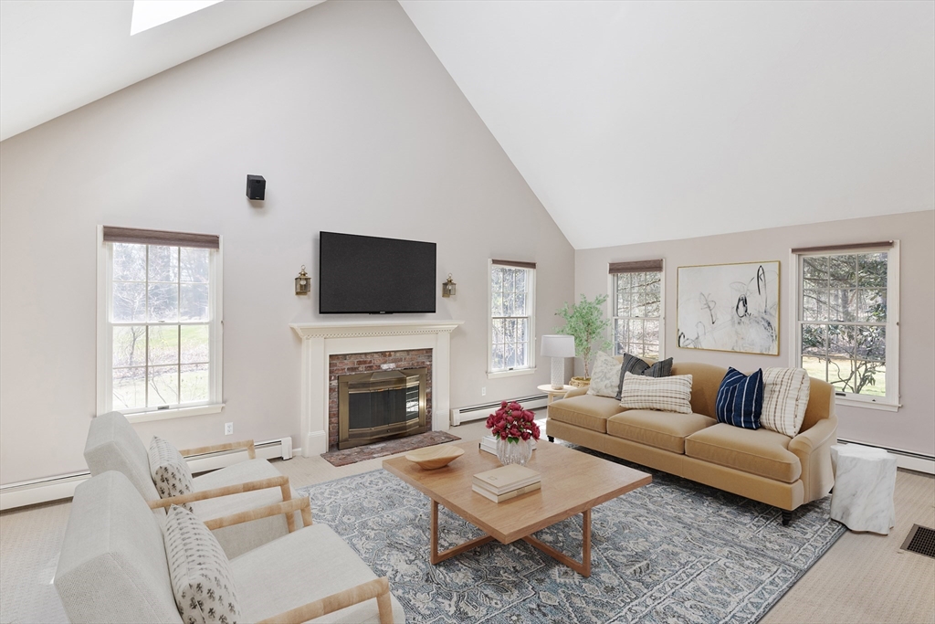 11 Maynard Road Berlin, MA 01503 - Photo 13 of 40