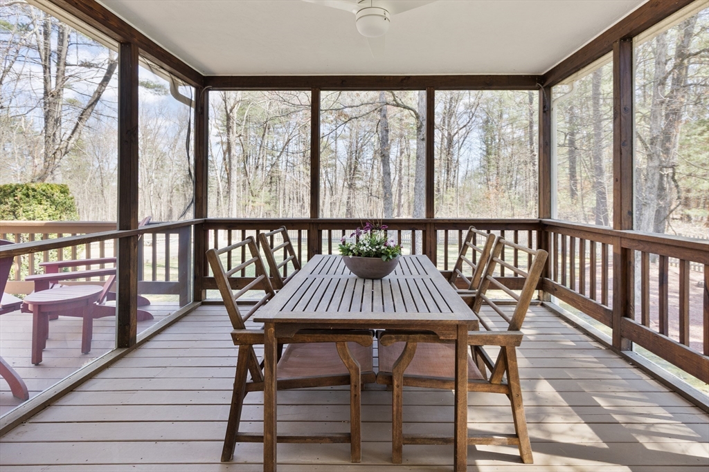 11 Maynard Road Berlin, MA 01503 - Photo 15 of 40