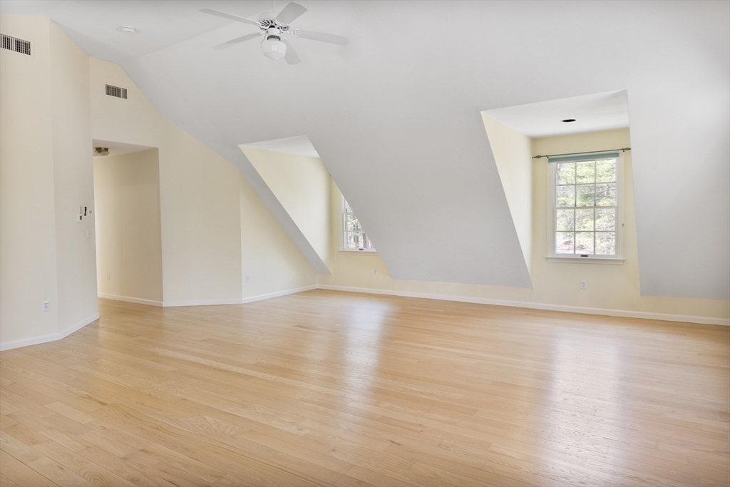 11 Maynard Road Berlin, MA 01503 - Photo 21 of 40