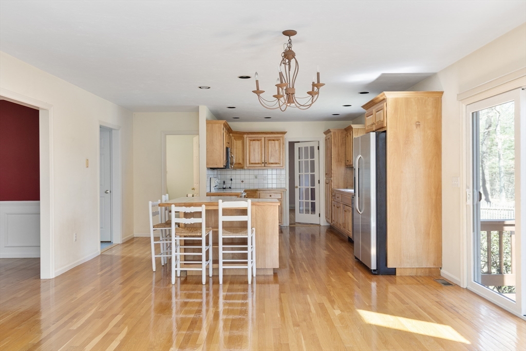 11 Maynard Road Berlin, MA 01503 - Photo 10 of 40