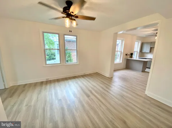 $2,300 | 305 South Main Street, Unit 3, Phoenixville, PA 19460