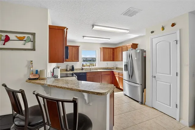 $2,500 | 2133 Geneva Drive, Lakeland, FL 33805