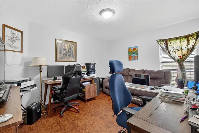 $2,500 | 2133 Geneva Drive, Lakeland, FL 33805