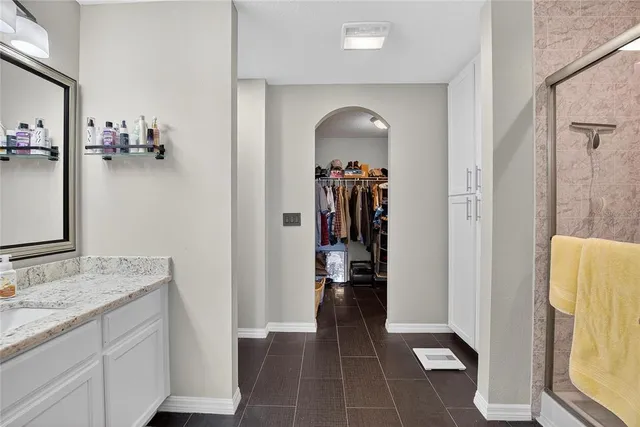 $2,500 | 2133 Geneva Drive, Lakeland, FL 33805