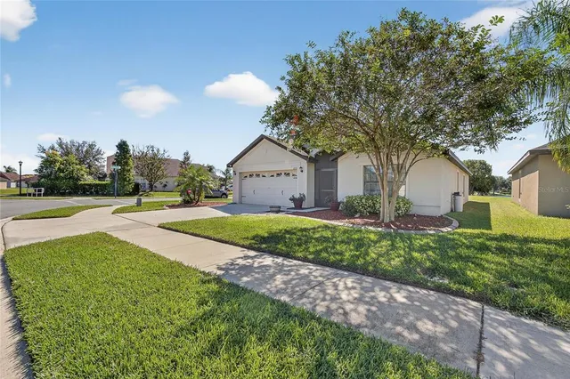 $2,500 | 2133 Geneva Drive, Lakeland, FL 33805