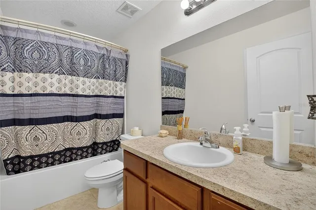 $2,500 | 2133 Geneva Drive, Lakeland, FL 33805