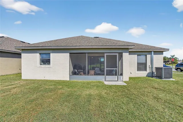 $2,500 | 2133 Geneva Drive, Lakeland, FL 33805