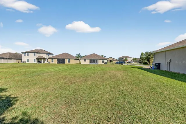 $2,500 | 2133 Geneva Drive, Lakeland, FL 33805