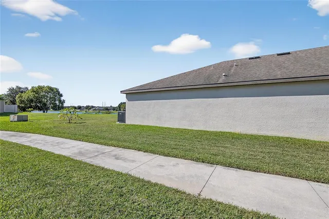 $2,500 | 2133 Geneva Drive, Lakeland, FL 33805