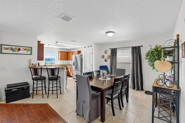 $2,500 | 2133 Geneva Drive, Lakeland, FL 33805