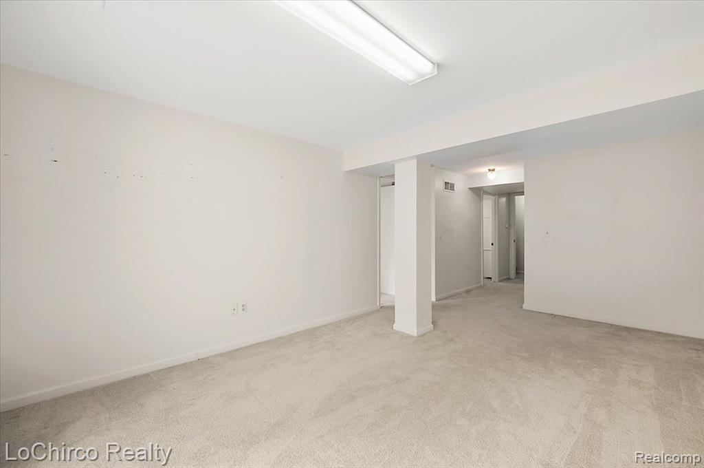 733 Hamilton Court Rochester Hills, MI 48307 - Photo 46 of 79