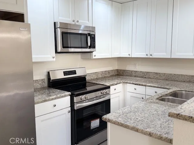 $2,095 | 45225 Sunset Lane, Unit B9 #1, Palm Desert, CA 92260