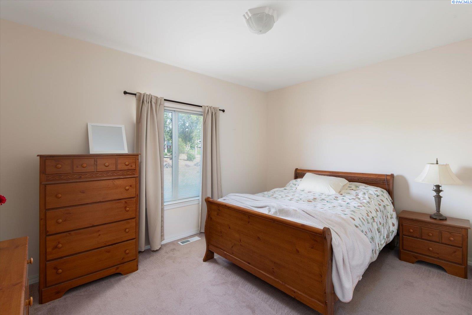2102 South Rialto Court Kennewick, WA 99338 - Photo 18 of 46 Gallery Image 18