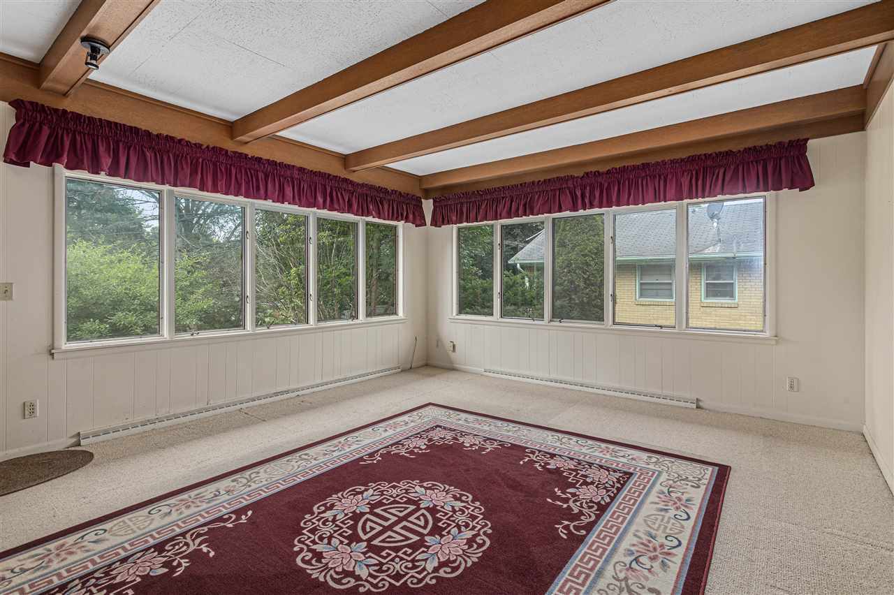 5589 Guilford Road Rockford, IL 61107 - Photo 11 of 36 Gallery Image 11