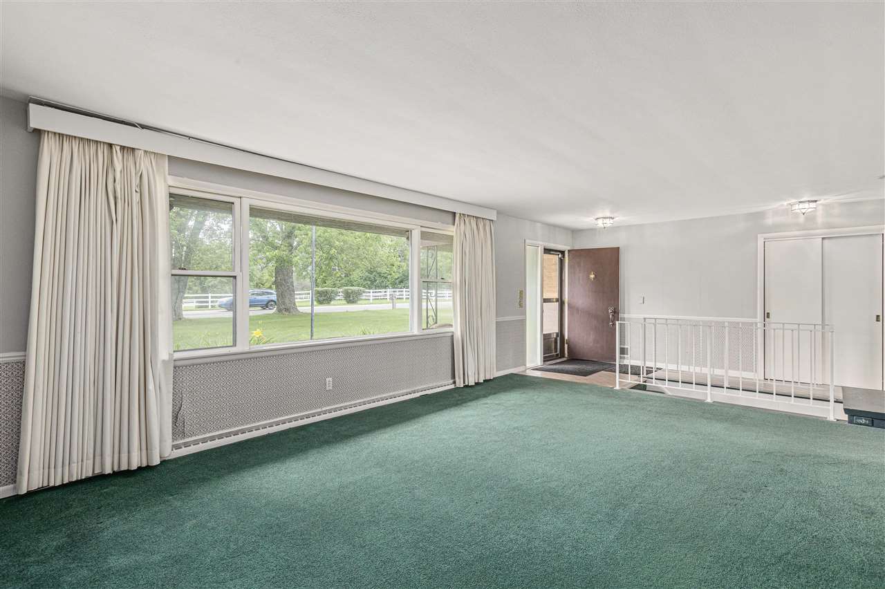 5589 Guilford Road Rockford, IL 61107 - Photo 5 of 36 Gallery Image 5