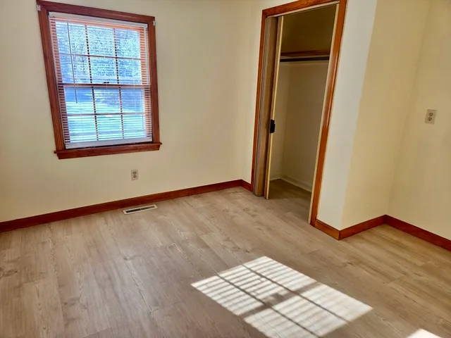 $1,300 | 216 Ashland Avenue, Unit 1, Southbridge, MA 01550