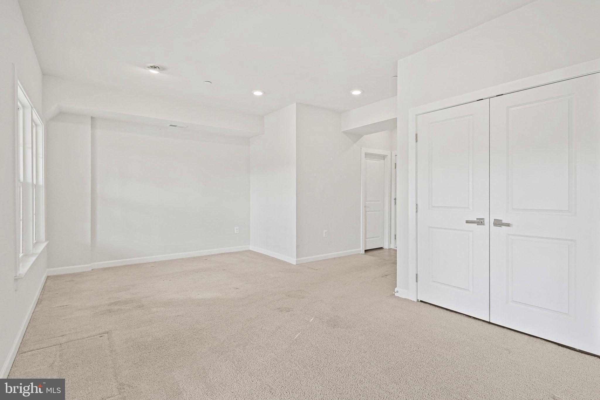 6015 Hidden Meadow, Unit 3 Ellicott City, MD 21043 - Photo 19 of 32