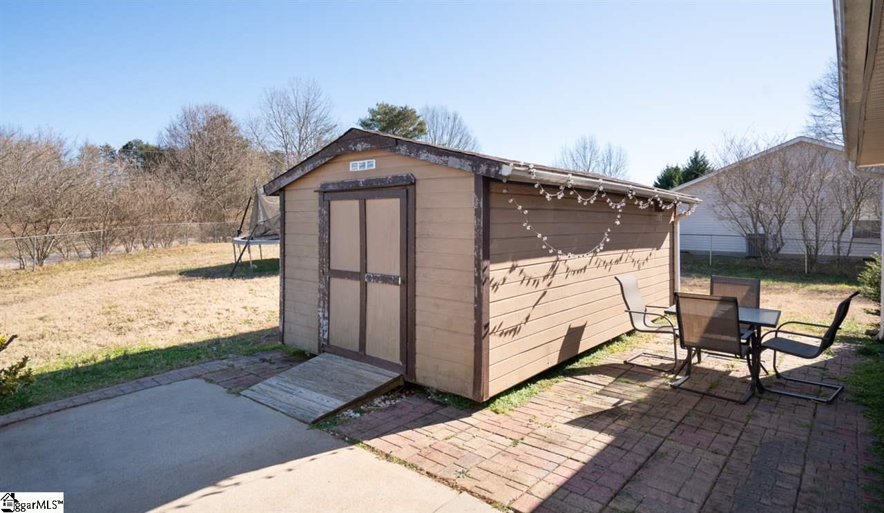 240 Tapp Road Greer, SC 29651 - Photo 17 of 22