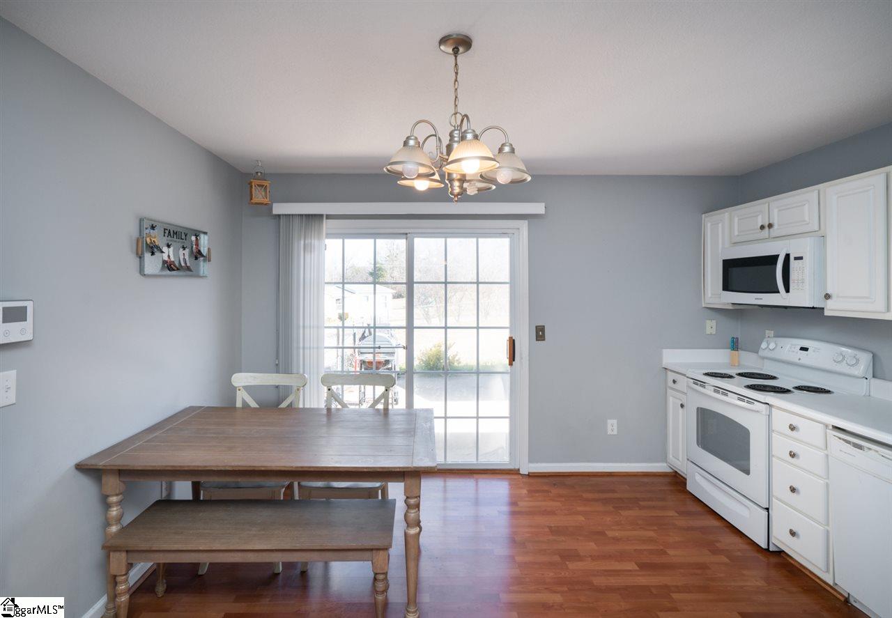 240 Tapp Road Greer, SC 29651 - Photo 6 of 22