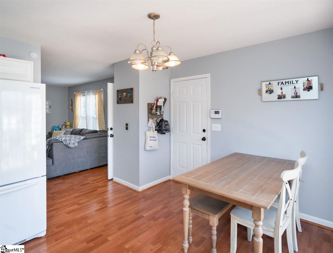240 Tapp Road Greer, SC 29651 - Photo 7 of 22