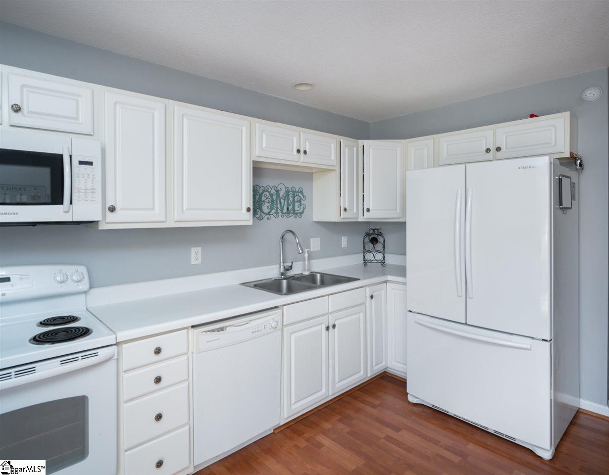 240 Tapp Road Greer, SC 29651 - Photo 9 of 22