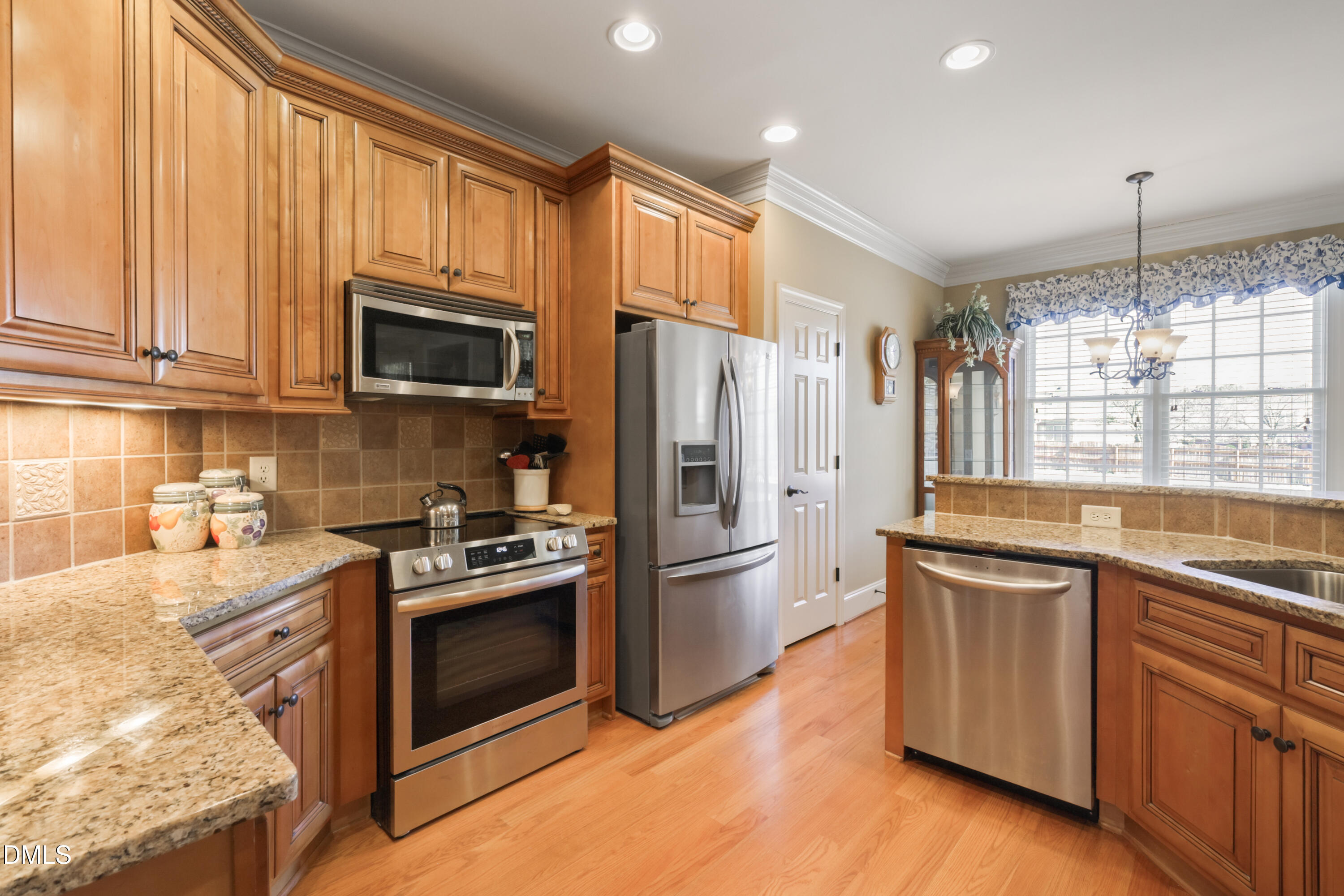 2015 Stone Pasture Road Fuquay-Varina, NC 27526 - Photo 10 of 43 006