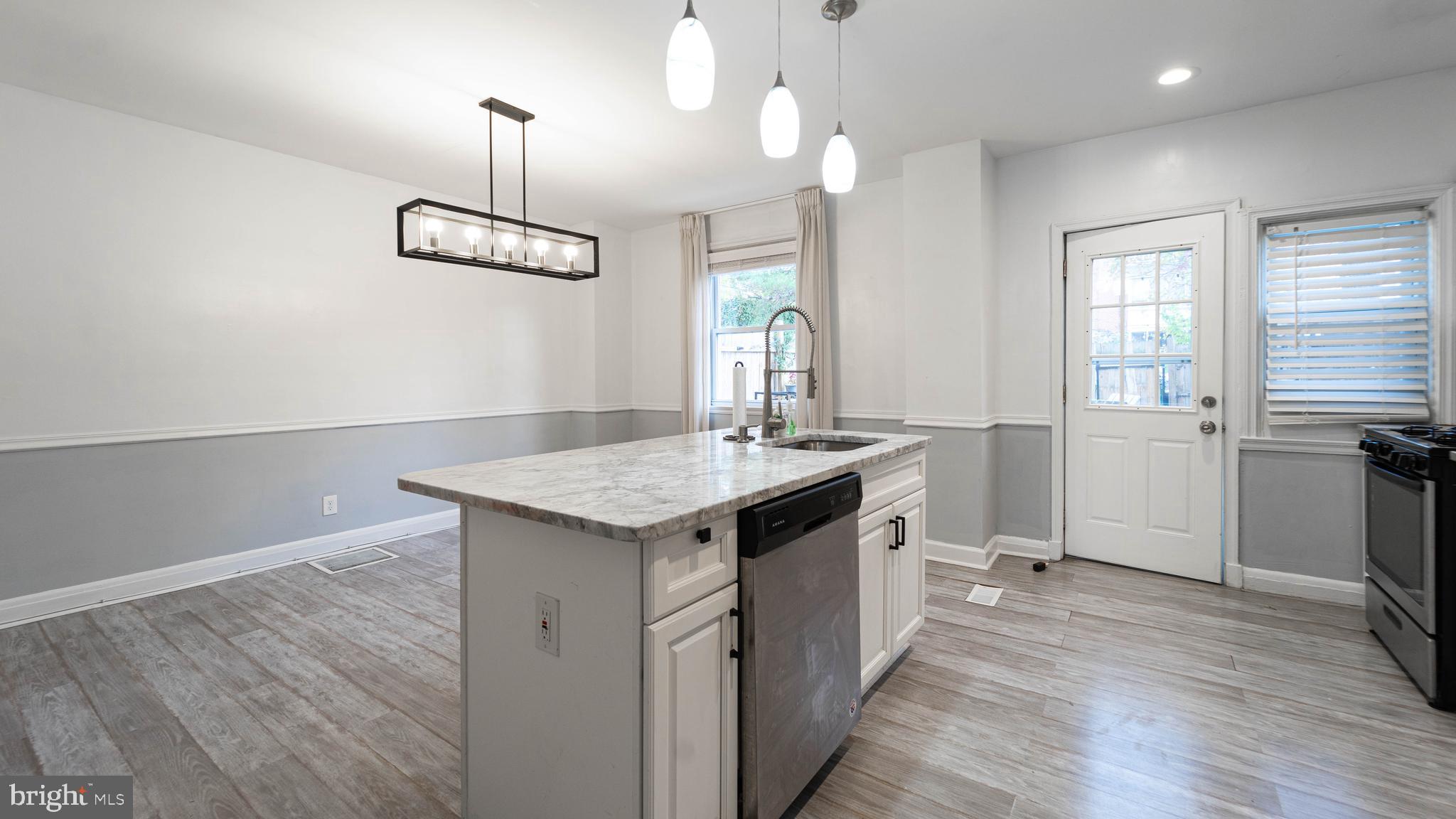 1507 Northwick Road Baltimore, MD 21218 - Photo 6 of 35