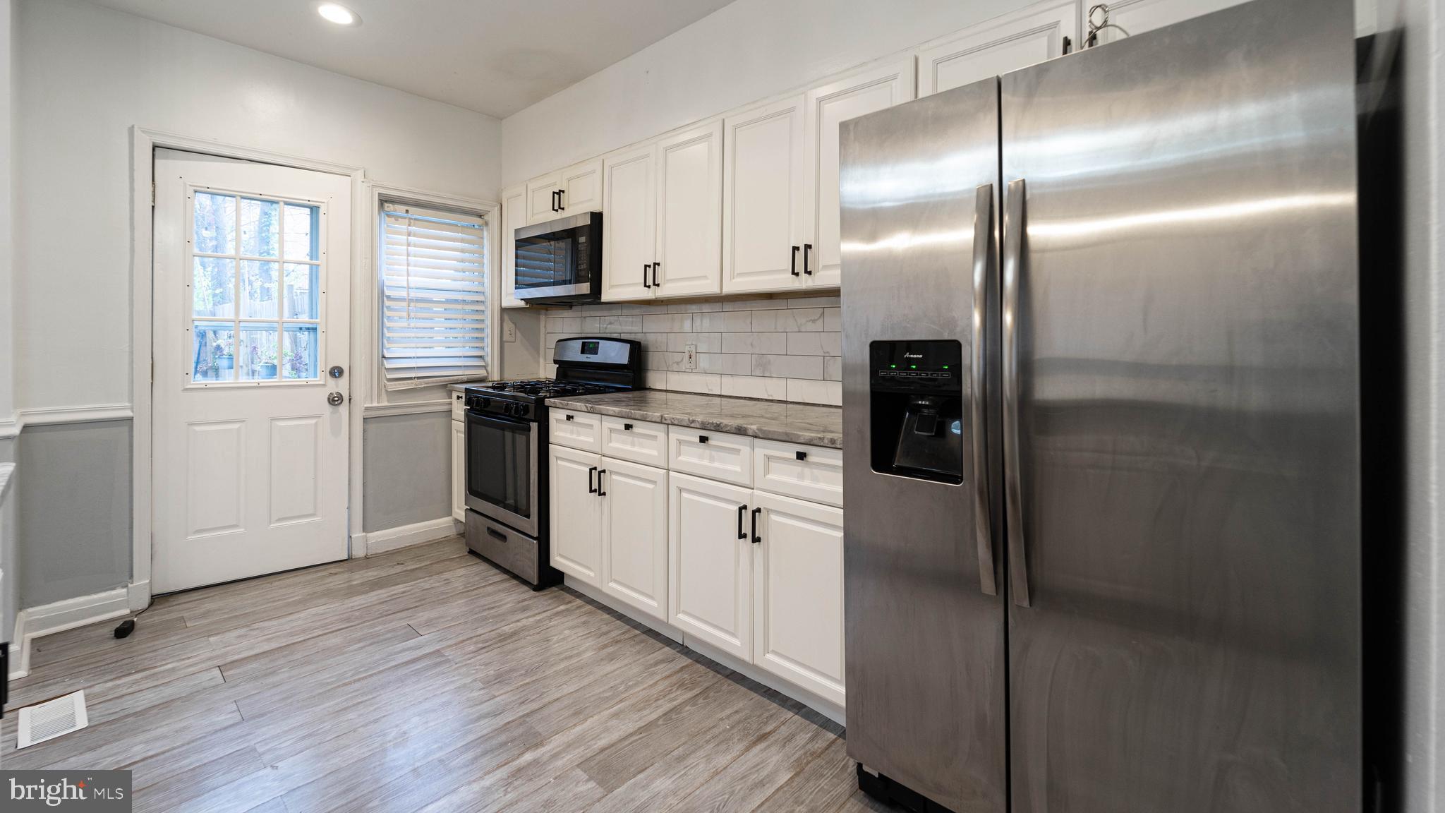 1507 Northwick Road Baltimore, MD 21218 - Photo 9 of 35