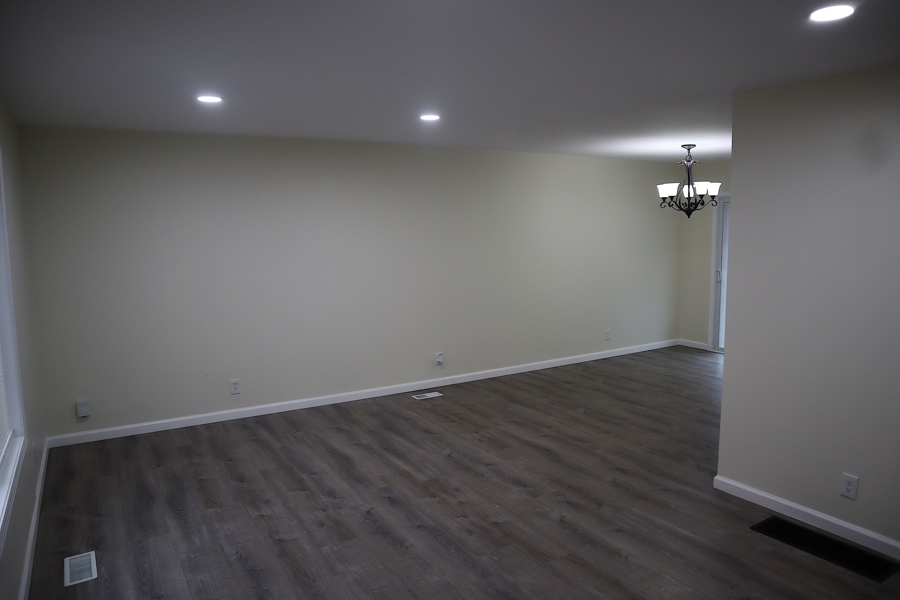 8133 Barry Road Indianapolis, IN 46219 - Photo 4 of 16 Gallery Image 4
