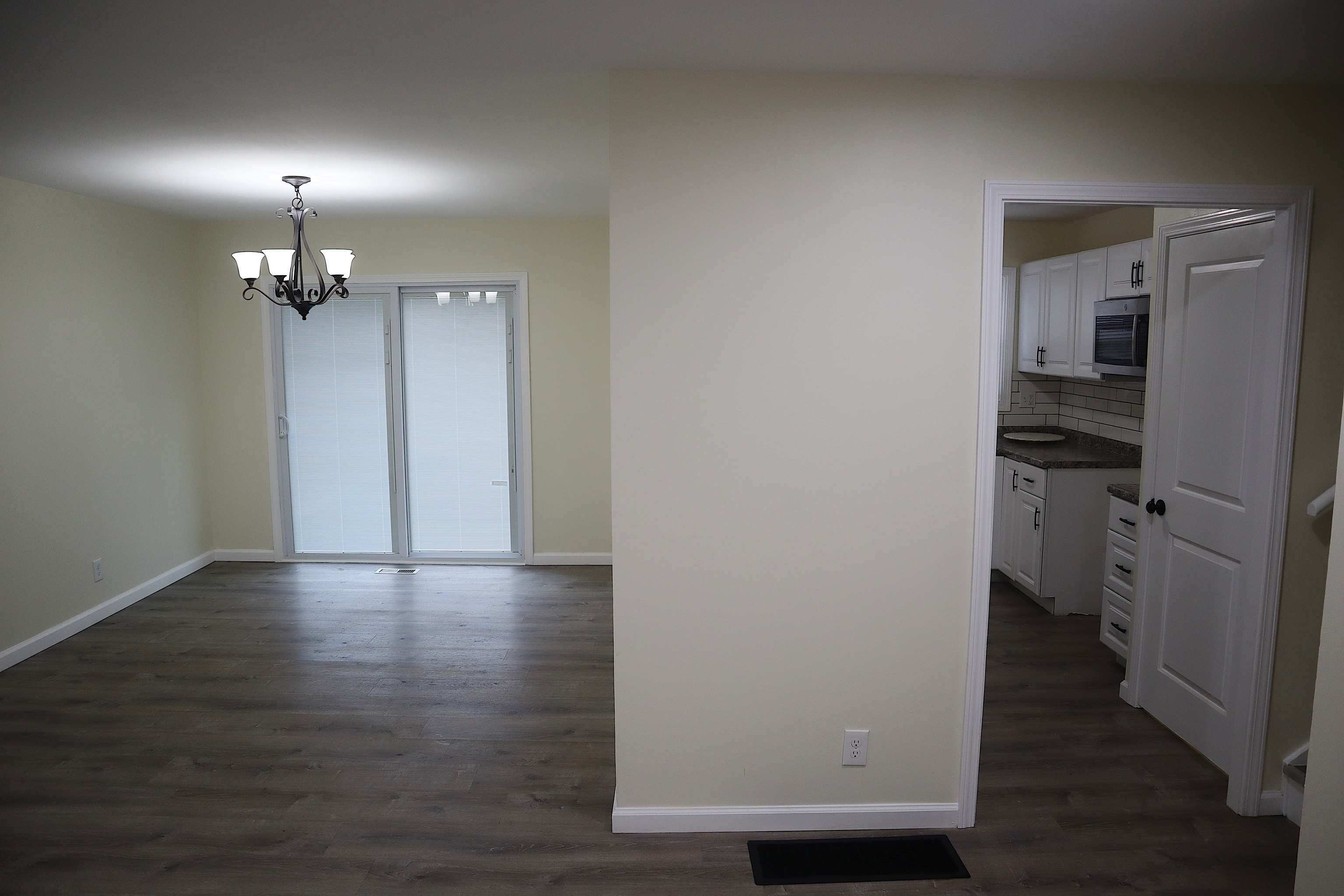 8133 Barry Road Indianapolis, IN 46219 - Photo 5 of 16 Gallery Image 5