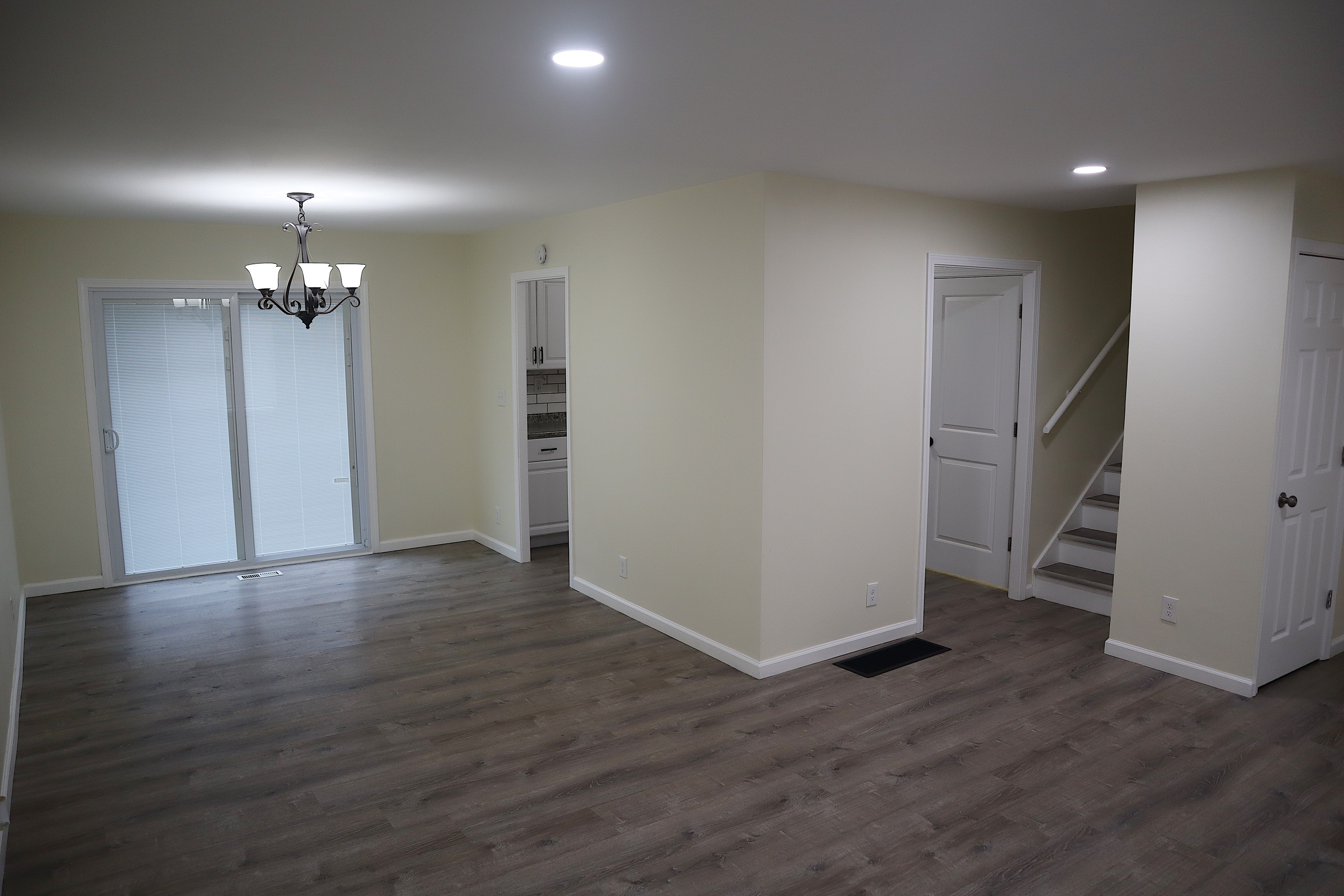 8133 Barry Road Indianapolis, IN 46219 - Photo 6 of 16 Gallery Image 6