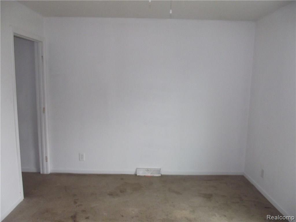 9668 Delmar Street Detroit, MI 48211 - Photo 9 of 12