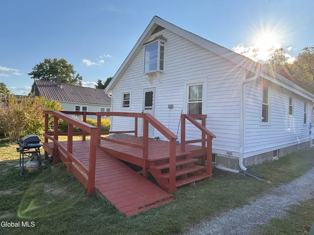 $180,000 | 20358 Highway 22, Petersburgh, NY 12138