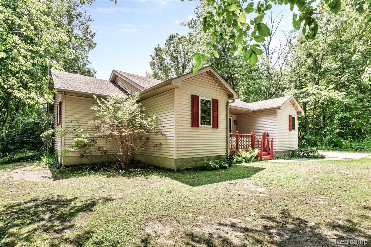5717 Metcalf Road North Street, MI 48049 - Photo 39 of 42 Gallery Image 39