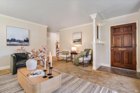 $995,000 | 957 McNear Avenue, Petaluma, CA 94952