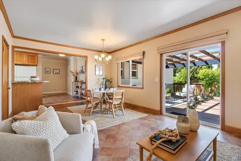 $995,000 | 957 McNear Avenue, Petaluma, CA 94952