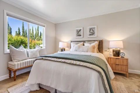 $995,000 | 957 McNear Avenue, Petaluma, CA 94952