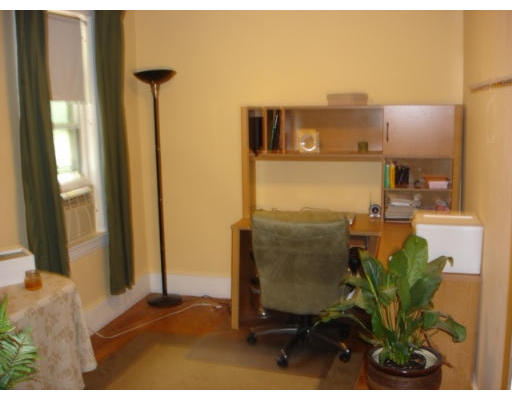 76 Randolph Road Worcester, MA 01606 - Photo 4 of 8 Gallery Image 4