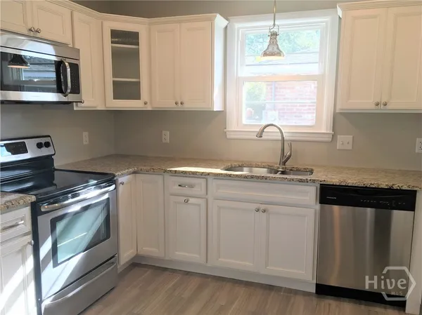 $2,500 | 130 Andover Drive, Savannah, GA 31405