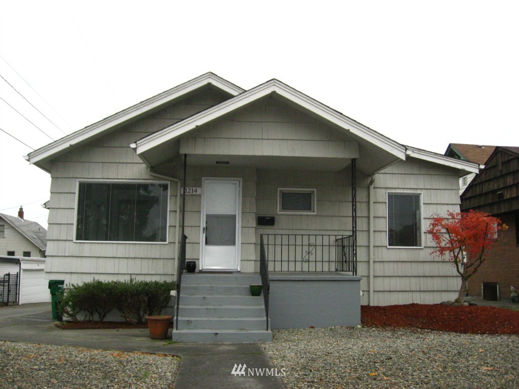 1214 South McClellan Street Seattle, WA 98144 - Photo 1 of 5 Gallery Image 1